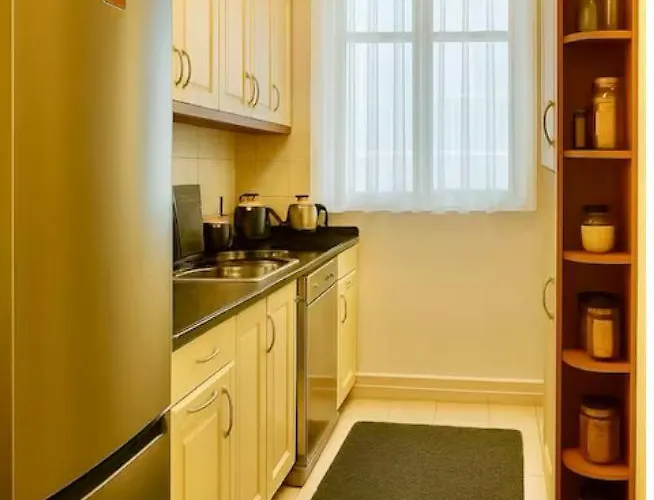 Homestay Romantic Private Room, Besiktas-istanbul *